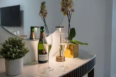 Duomo Prestige Apartamento Milão